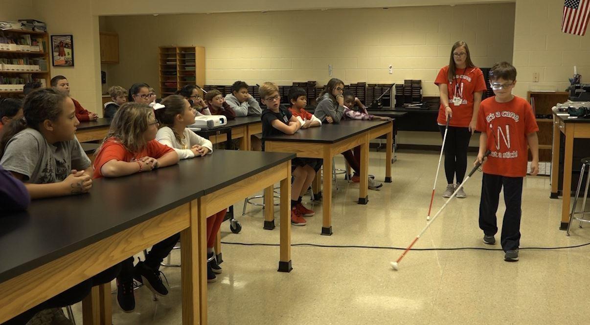 learning-about-white-cane-day